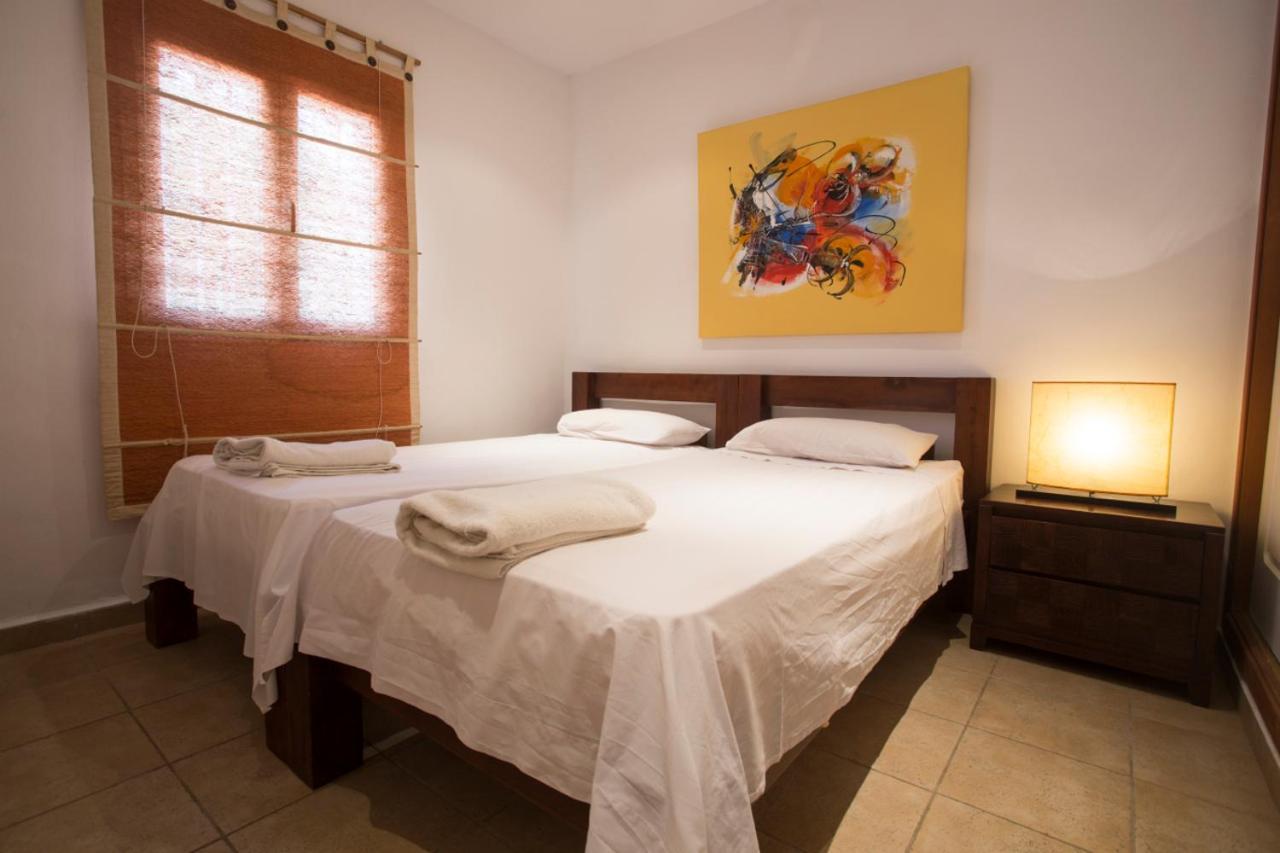Villa Tom Is Near To Playa Den Bossa Sant Jordi de ses Salines Zewnętrze zdjęcie